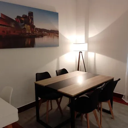 Centro De Bilbao, Amplio, Ascensor Appartement